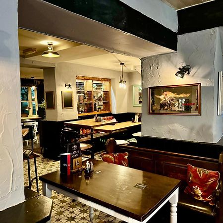 לייבורן The Black Swan Hotel מראה חיצוני תמונה