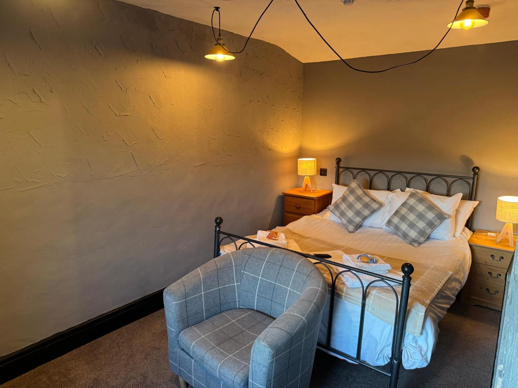 לייבורן The Black Swan Hotel מראה חיצוני תמונה